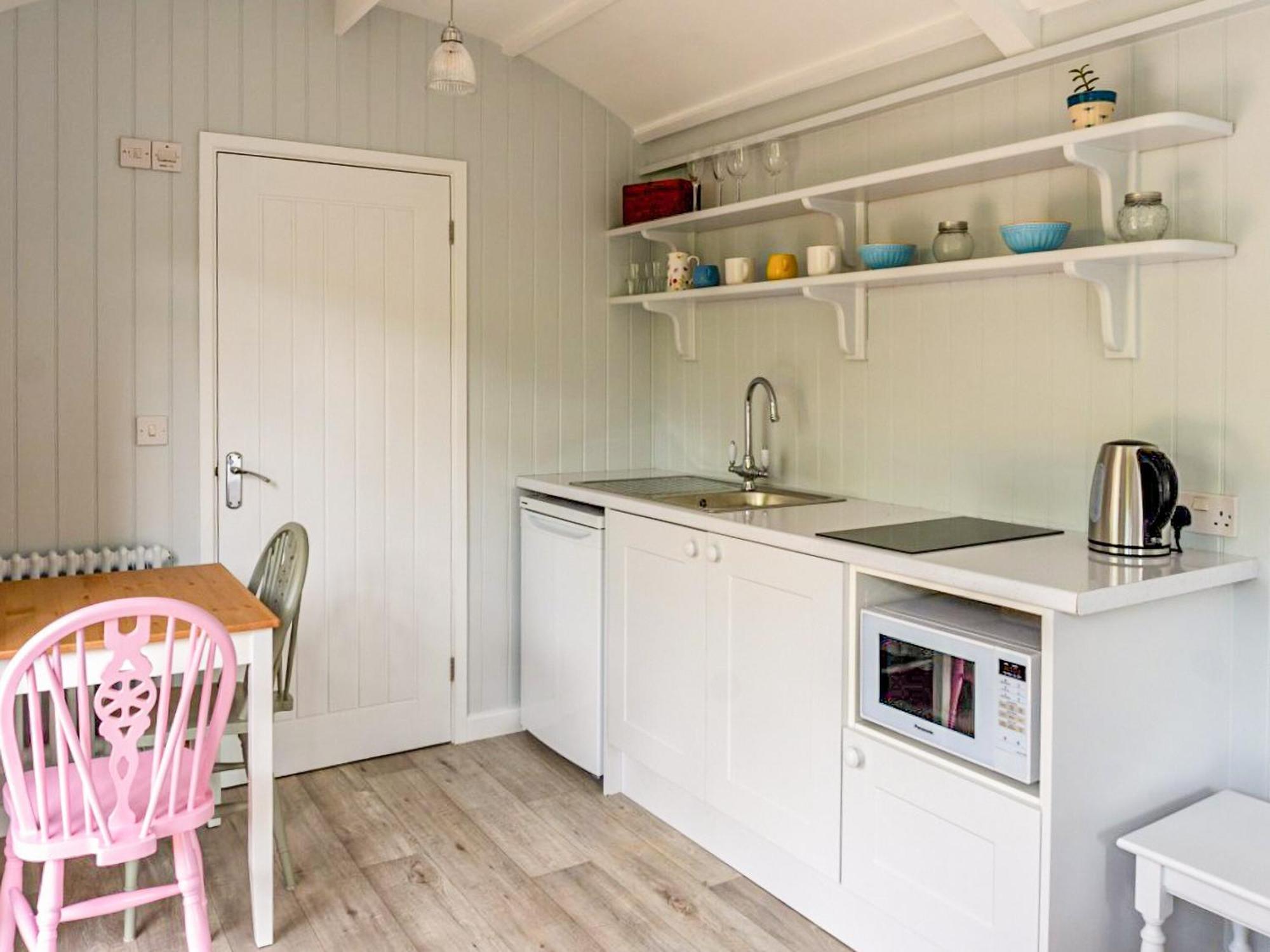 Fig Tree Shepherds Hut Bridport Exterior photo